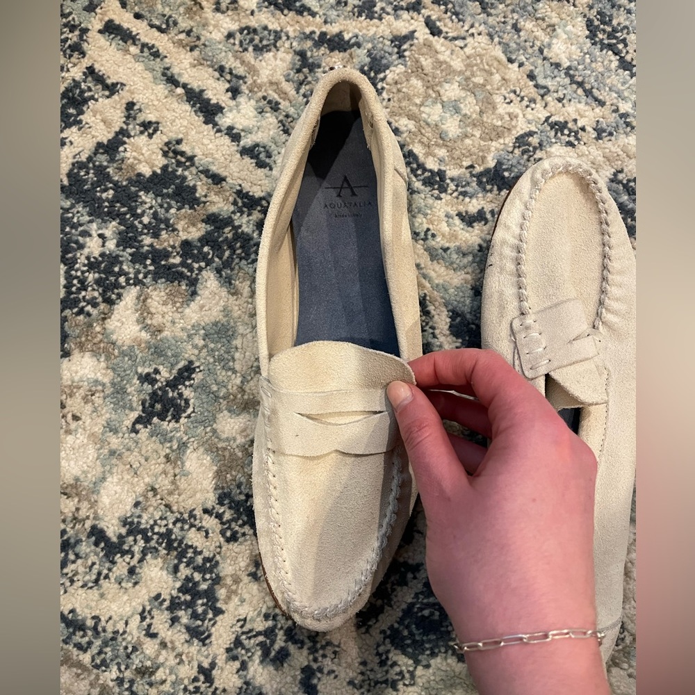 Size 9 Aquatalia cream suede loafers